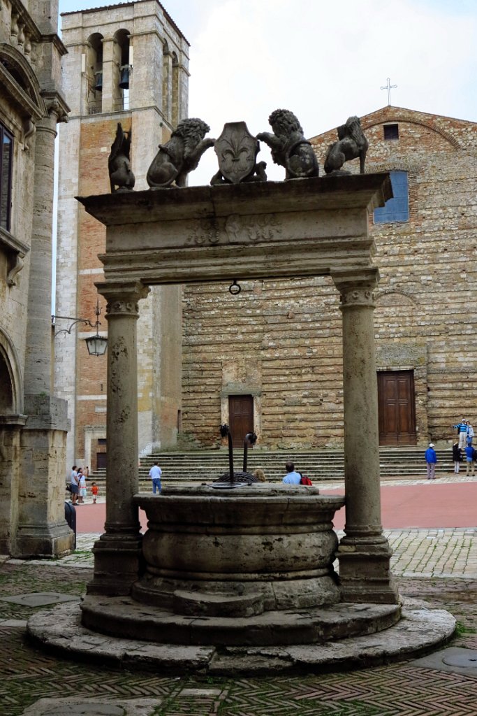 079 MONTEPULCIANO.JPG